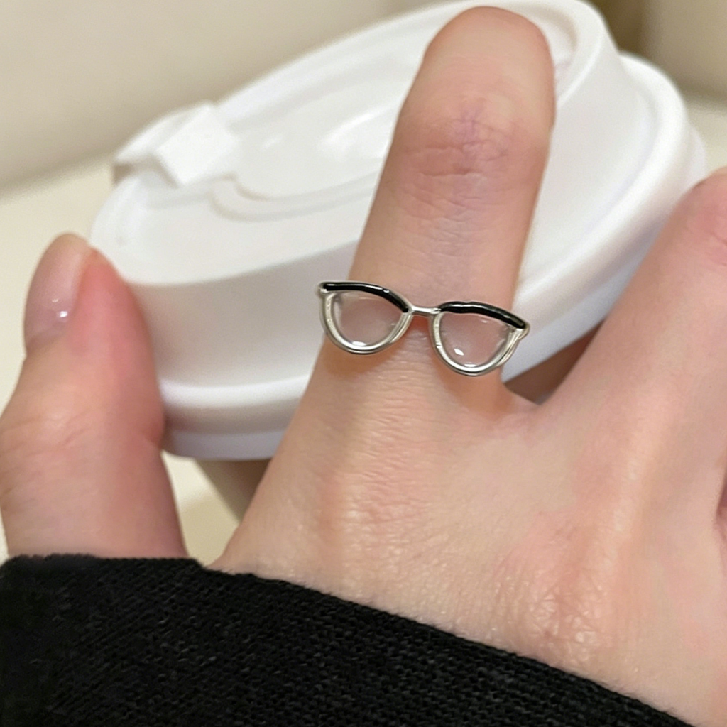 Fashion Sunglasses-Shaped Ring for Women